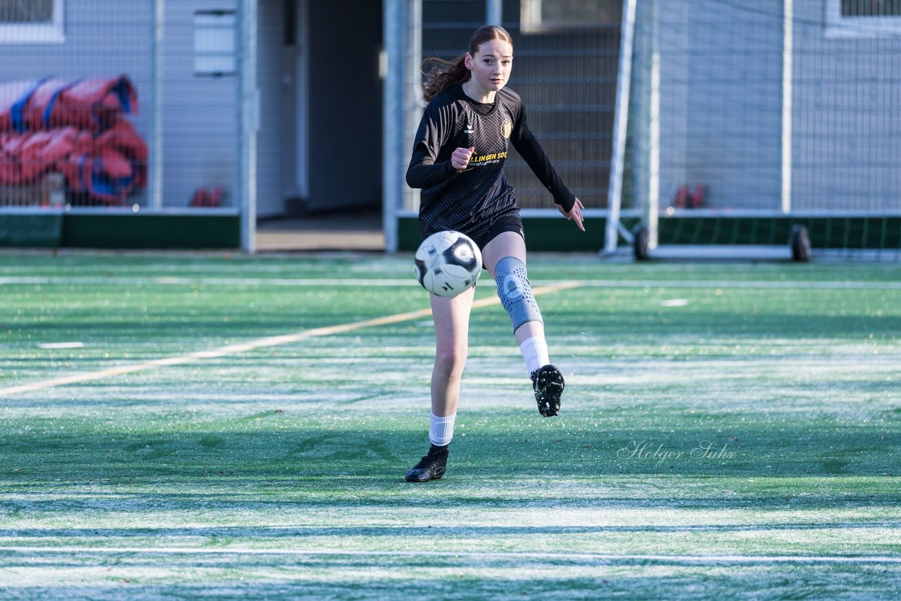 Bild 228 - wBJ VfL Pinneberg2 - Eimsbuttler TV 3 : Ergebnis: 5:0